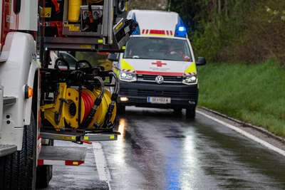 Schwere Kollision in Kremsmünster fordert zwei Verletzte DSC-9031.jpg