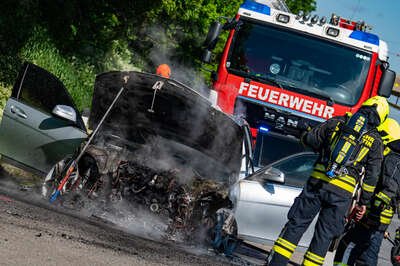 Fahrzeugbrand auf der A1 in Enns FOKE-2023051316232799-021.jpg