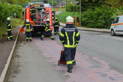 Ölspur in Leonding: Feuerwehr und Gemeinde im Einsatz TEAM-2023051714507242-009.jpg