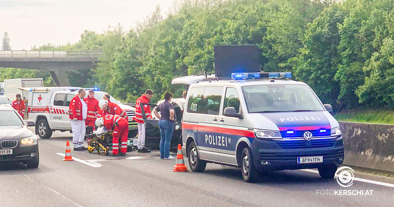 Verkehrsunfall auf der A8 bei Wels