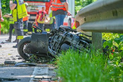 Tödlicher Motorradunfall in Thalheim bei Wels DSC-5804.jpg