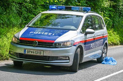 Tödlicher Motorradunfall in Thalheim bei Wels DSC-5822.jpg