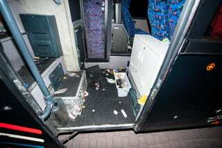 Polizei stoppte Lask-Fanbus - Bus erheblich beschädig lask-fanbus_04.jpg