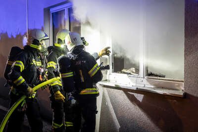 Zimmerbrand in Leondinger Jugendzentrum nach Einbruch BAYER-AB1-6785.jpg