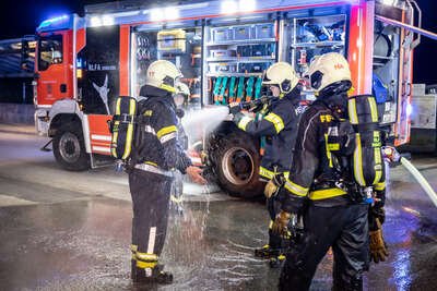 Zimmerbrand in Leondinger Jugendzentrum nach Einbruch BAYER-AB1-6894.jpg