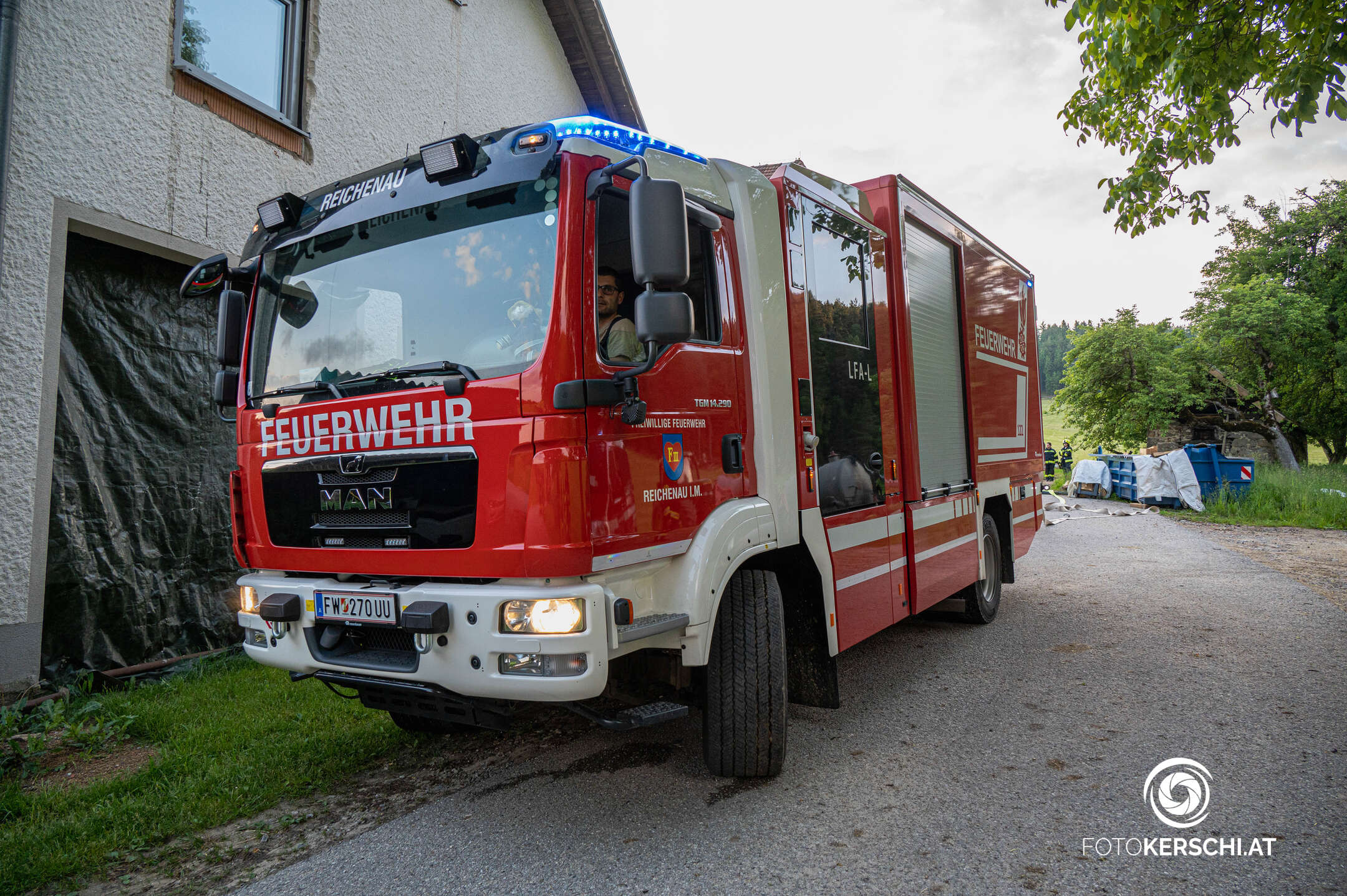 Feuerwehr Haibach und Reichenau im Einsatz: Heu im Heuboden sorgt für Brandverdacht