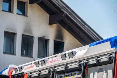 Zimmerbrand in Scharnstein-Drei Feuerwehren im Löscheinsatz. DSC-8988.jpg