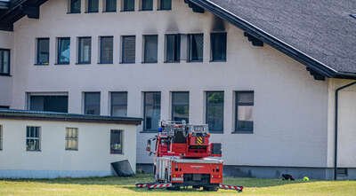 Zimmerbrand in Scharnstein-Drei Feuerwehren im Löscheinsatz. DSC-9067.jpg