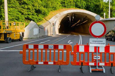 Tunnelsperre fordert Geduld von Autofahrern FOKE-2023061906440061-084.jpg