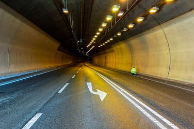 Tunnelsperre fordert Geduld von Autofahrern FOKE-2023061906450065-089.jpg