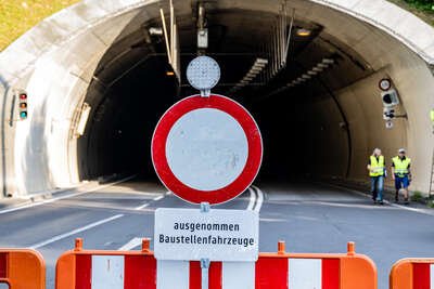 Tunnelsperre fordert Geduld von Autofahrern FOKE-2023061906474481-009.jpg