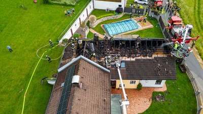 Dachstuhlbrand im Bezirk Freistadt – 10 Feuerwehren im Einsatz BRANDSTAETTER-20230621-28.jpg