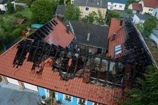 Wohnhausbrand in Kronstorf vollbrand-dachstuhl18-2.jpg