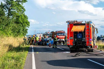 Schwerer Verkehrsunfall zwischen Linz und Steyregg VU-Steyregg.jpg