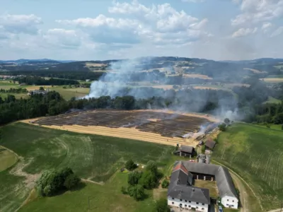 Alarmstufe 3 - Waldgebiet in Flammen: Quaderballenpresse löst Brandkatastrophe aus photo-2023-07-09-14-53-50.jpg