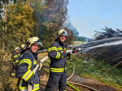 Höchste Alarmstufe bei Brand in Katsdorf- 14 Feuerwehren vor Ort PXL-20230709-151145283.jpg