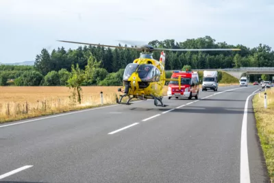 Schwerer Verkehrsunfall auf der B309 in Kronstorf FOKE-2023071208187528-037.jpg