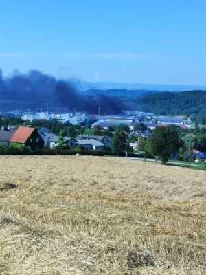Großeinsatz bei Brand am Gelände des BMW Werks in Steyr IMG-7388.jpg