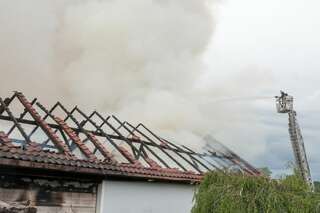 Acht Feuerwehren bei Brand im Einsatz wohnhausbrand-gallneukirchen_01.jpg