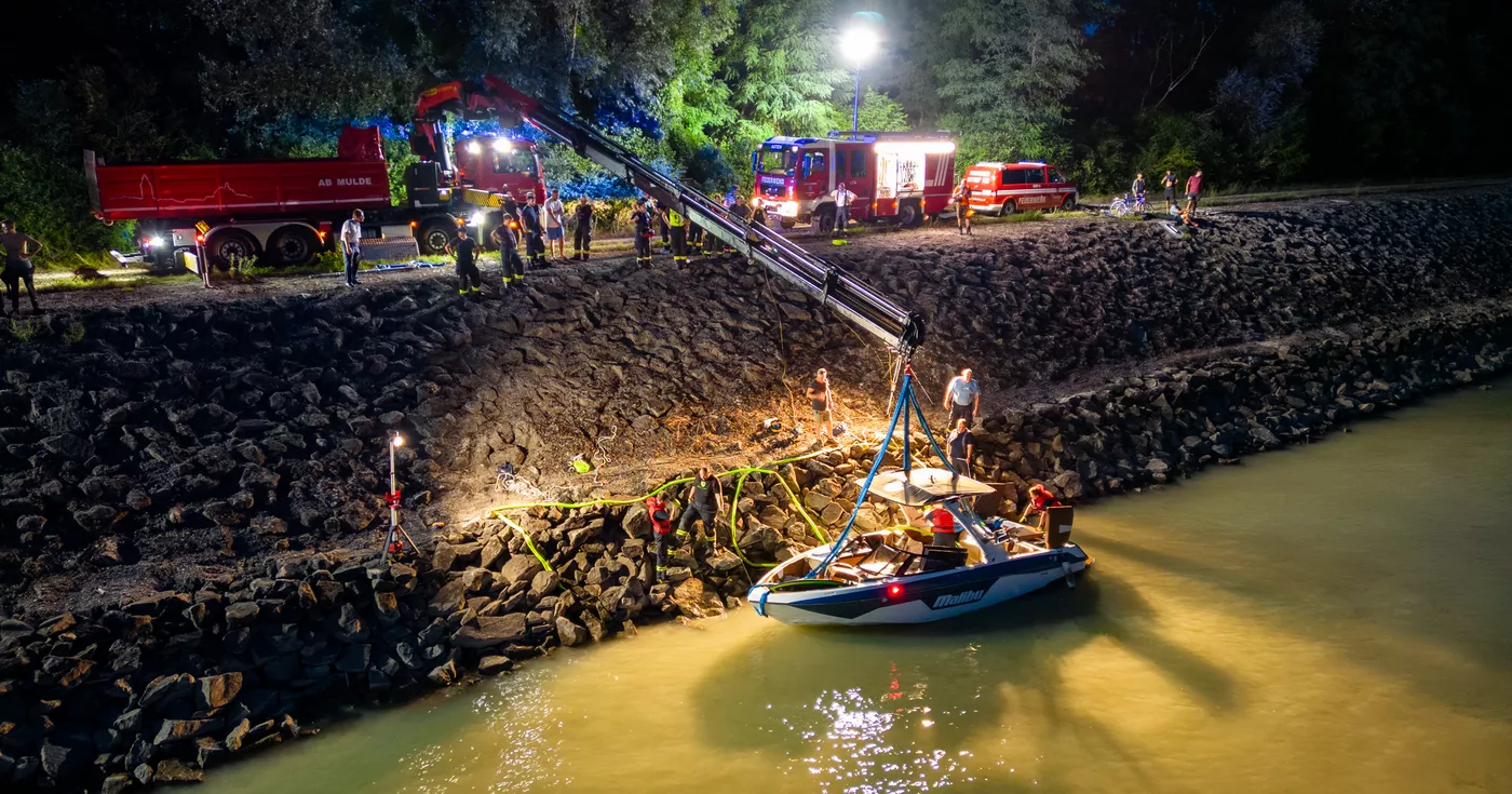 Bootsunfall auf der Donau löst Großeinsatz aus