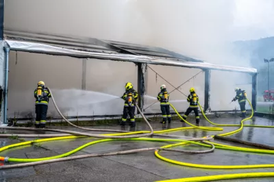 Großeinsatz der Feuerwehren bei Brand in Liezen Brand-Abfallwirtschaftszentrum-Liezen-19.jpg