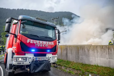 Großeinsatz der Feuerwehren bei Brand in Liezen Brand-Abfallwirtschaftszentrum-Liezen-25.jpg