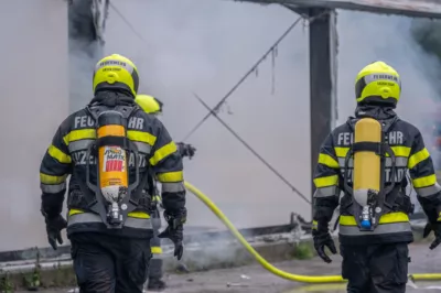 Großeinsatz der Feuerwehren bei Brand in Liezen Brand-Abfallwirtschaftszentrum-Liezen-42.jpg