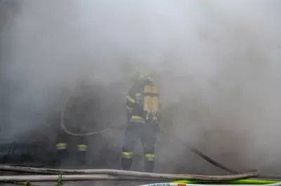Großeinsatz der Feuerwehren bei Brand in Liezen Brand-Abfallwirtschaftszentrum-Liezen-45.jpg
