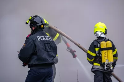 Großeinsatz der Feuerwehren bei Brand in Liezen Brand-Abfallwirtschaftszentrum-Liezen-48.jpg